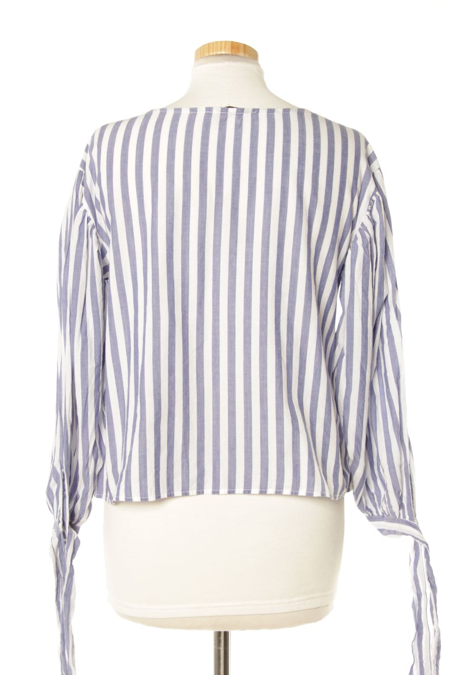 Blouse à manches longues Mango de la taille XS, de couleur rayures