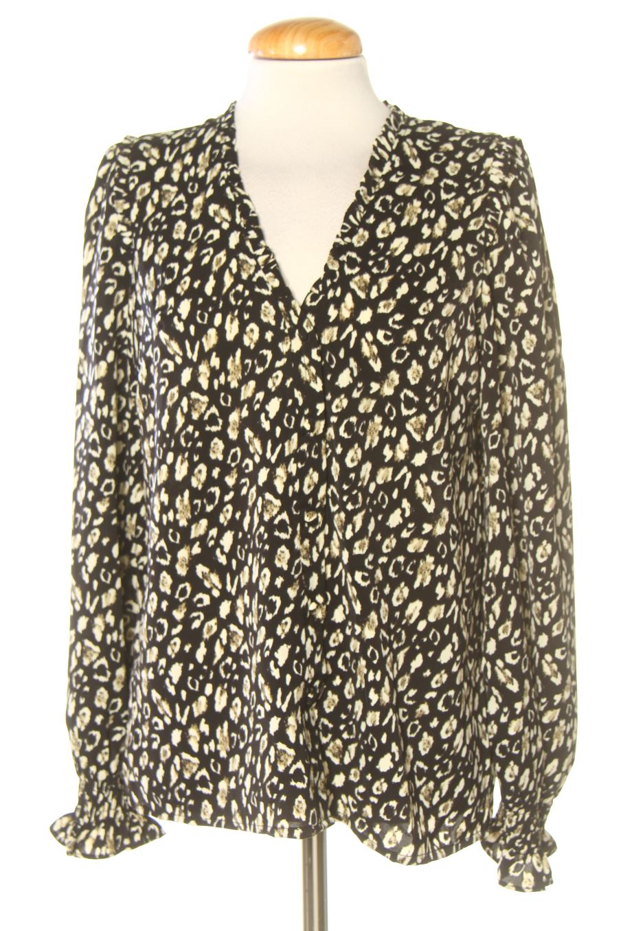 Blusa a maniche lunghe de MOON MOOD de la talla M, de color stampato