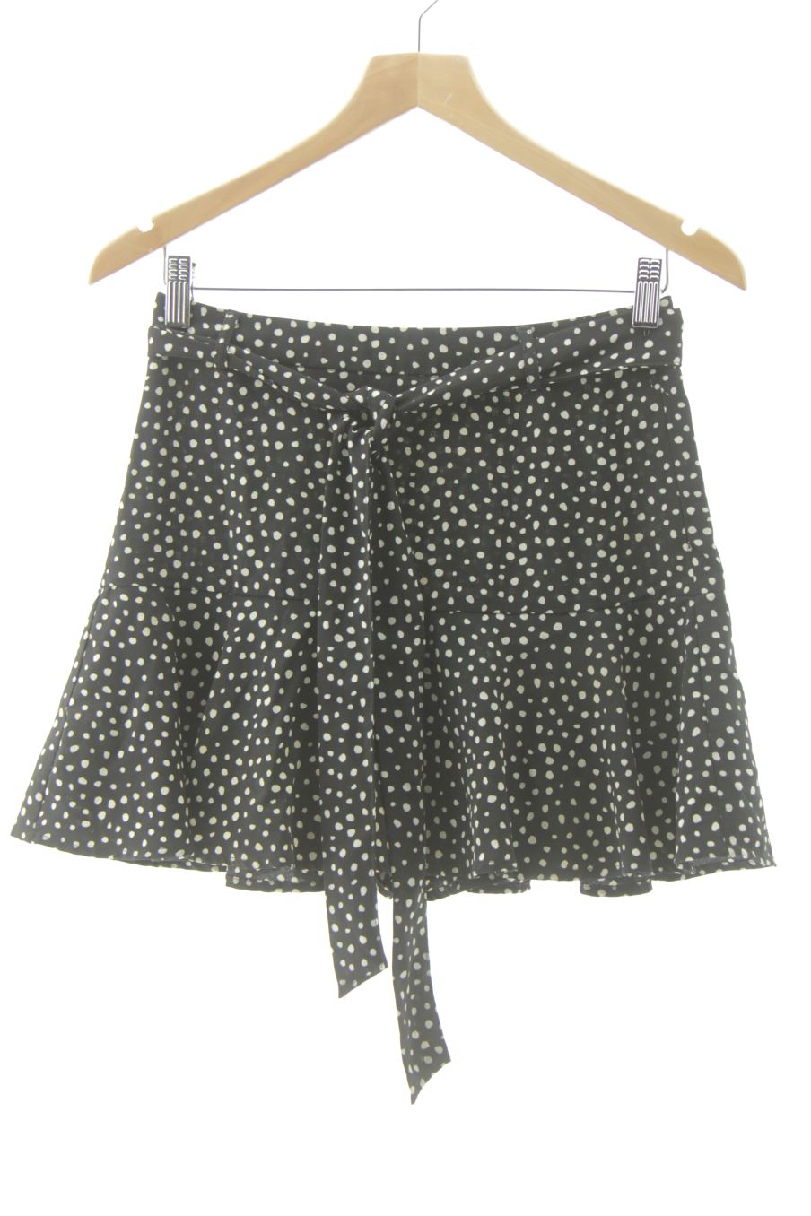 Pantaloni corti de Stradivarius de la talla M, de color stampato