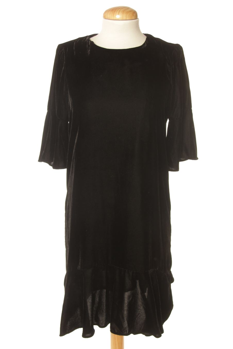 Vestido casual de Zara de la talla XS, de color negro de terciopelo