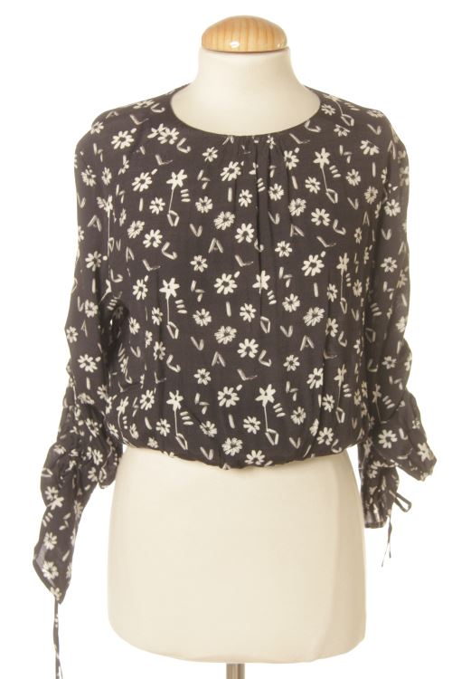 Blusa a maniche lunghe