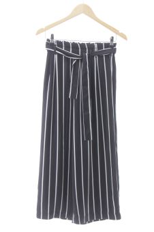 Hose XS Stradivarius, Foto 1 von 2