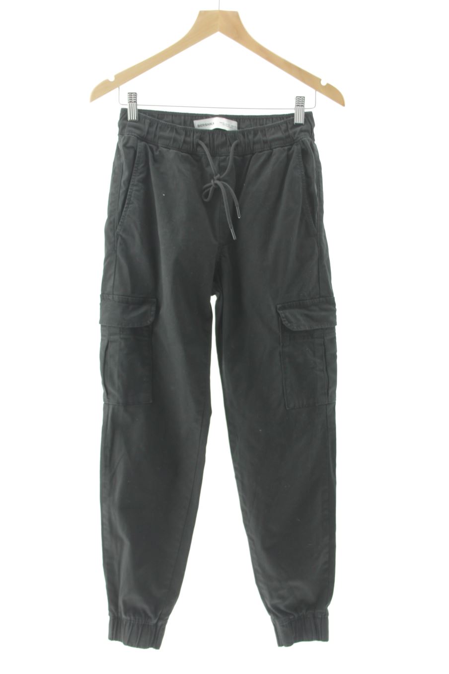 Jeans de Bershka de la talla XS, de color nero