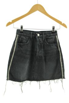 Jupe 34 Stradivarius, photo 1 sur 2