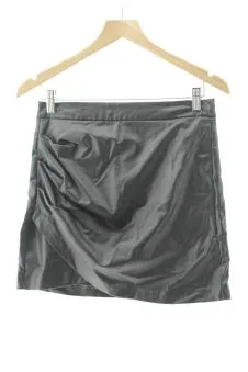 Falda 38 Stradivarius, foto 1 de 2