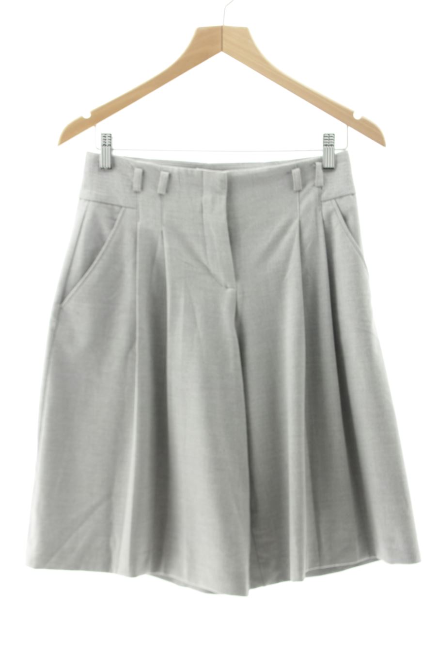 Shorts Zara de la taille XS, de couleur gris