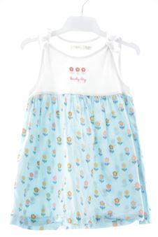 Aufwändiges Kleid 98 Sfera