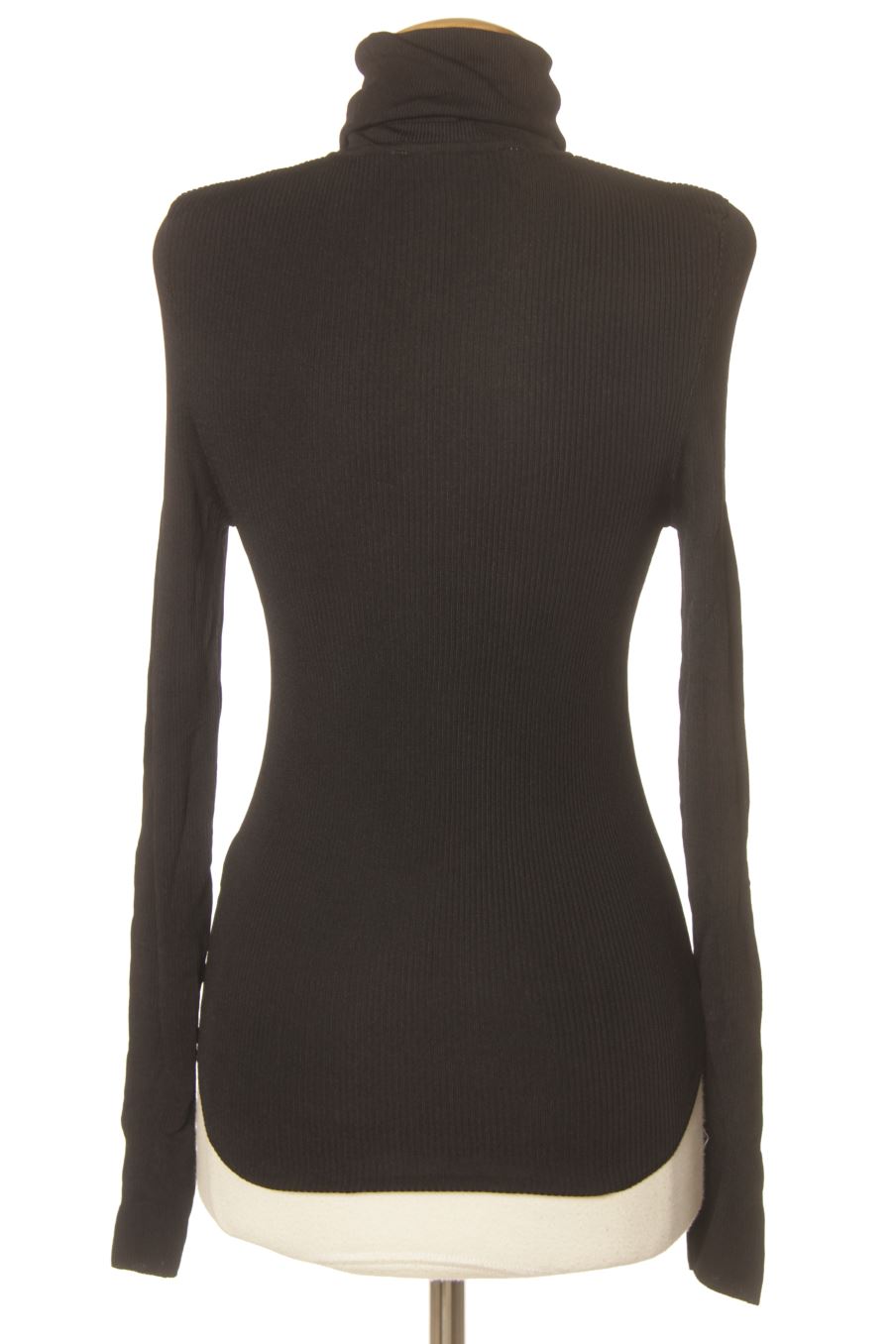 T-shirt à manches longues Zara de la taille M, de couleur noir