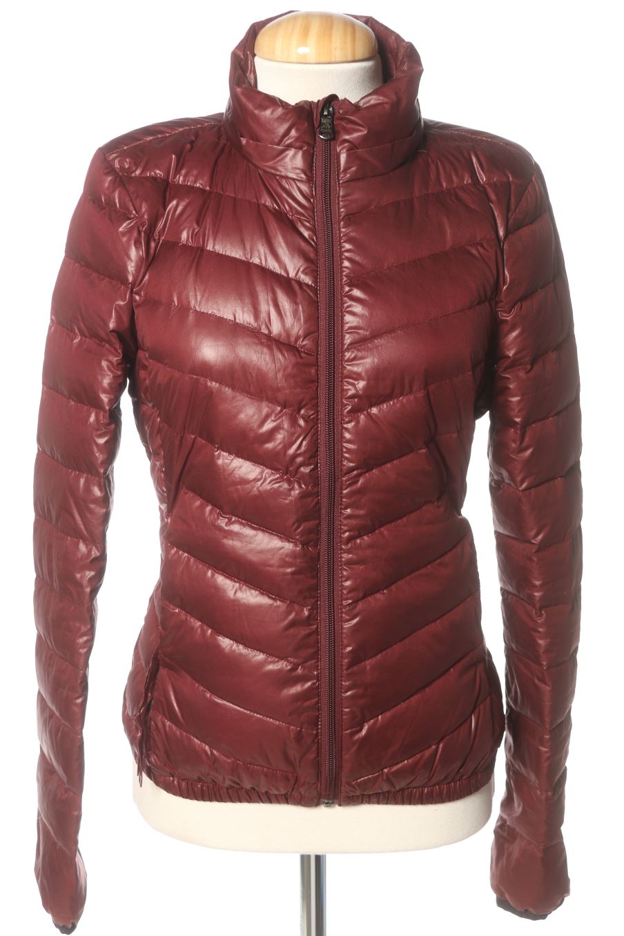 Giubbotto de Stradivarius de la talla S, de color bordeaux