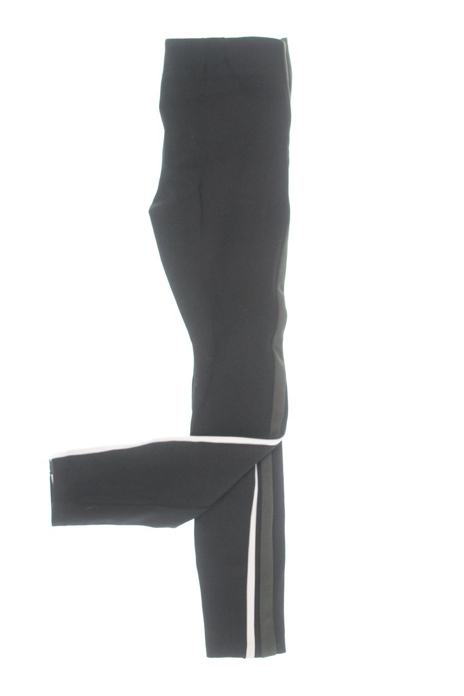 Pantalón Casual de Trf (ZARA) de la talla S, de color negro