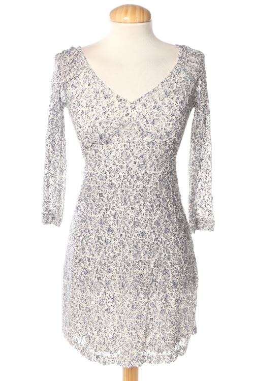 Einfaches Kleid