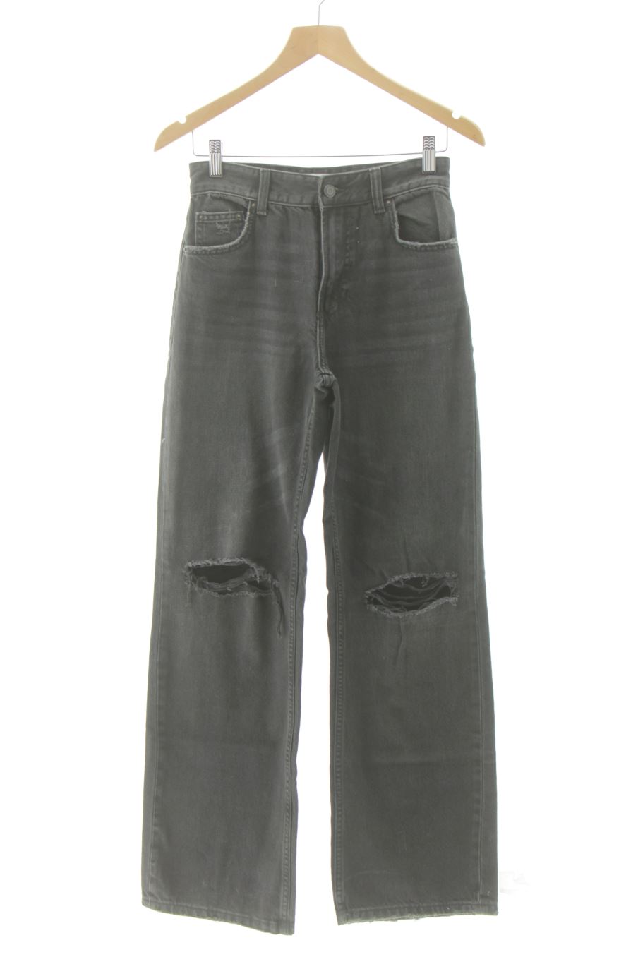 Jeans Bershka de la taille 34, de couleur noir