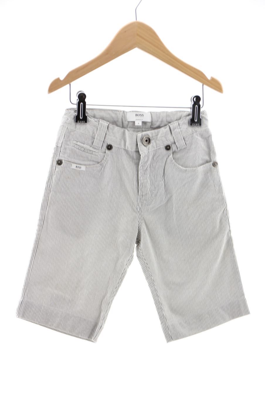 Short Hugo boss de la taille 4 ans de seconde main