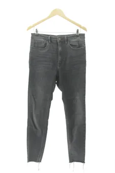 Jeans 40 Stradivarius, foto 1 di 2