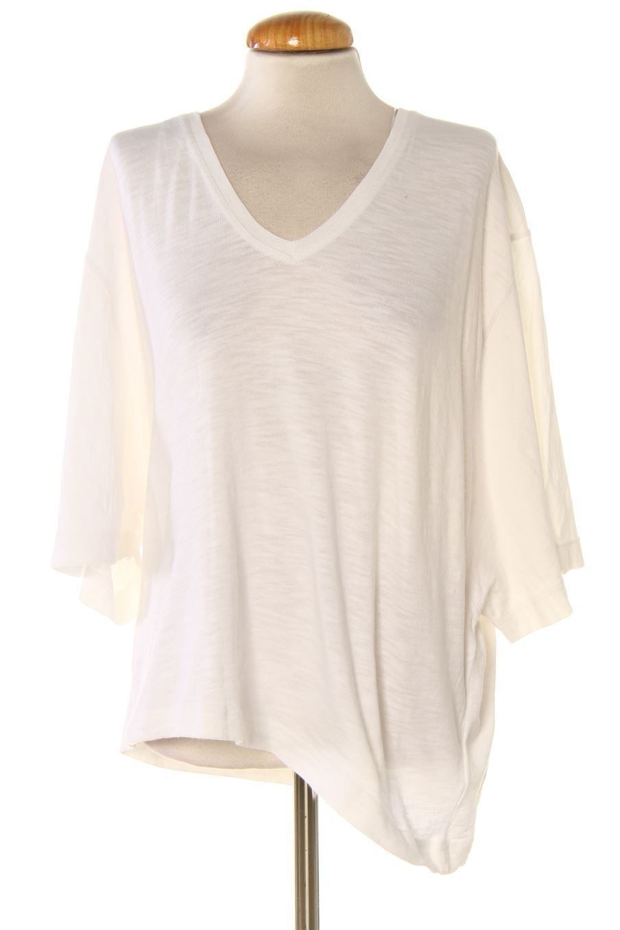 T-shirt Zara de la taille L, de couleur blanc
