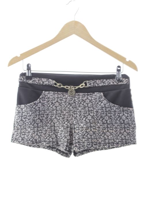 Pantalón corto