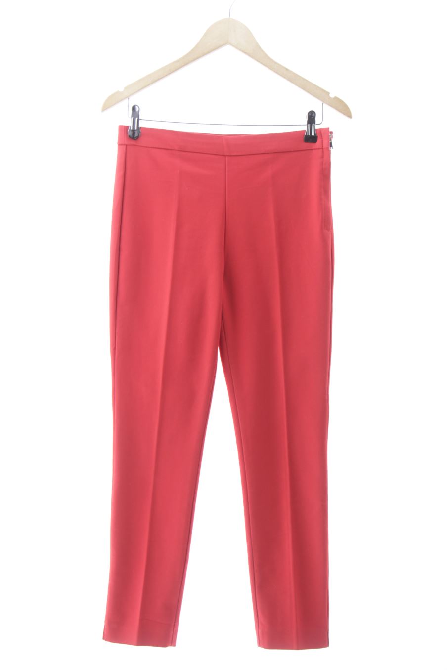 Pantaloni de Stradivarius de la talla 36, de color rosso