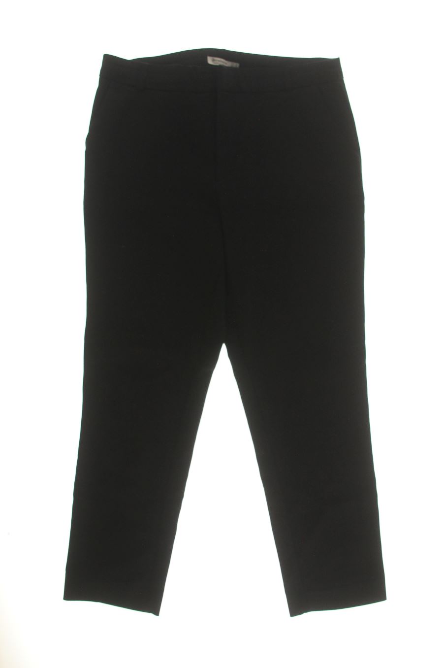 Pantalones de Stradivarius de la talla 40, de color negro