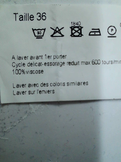 Robe casual Monoprix de la taille 36, de couleur fleurs