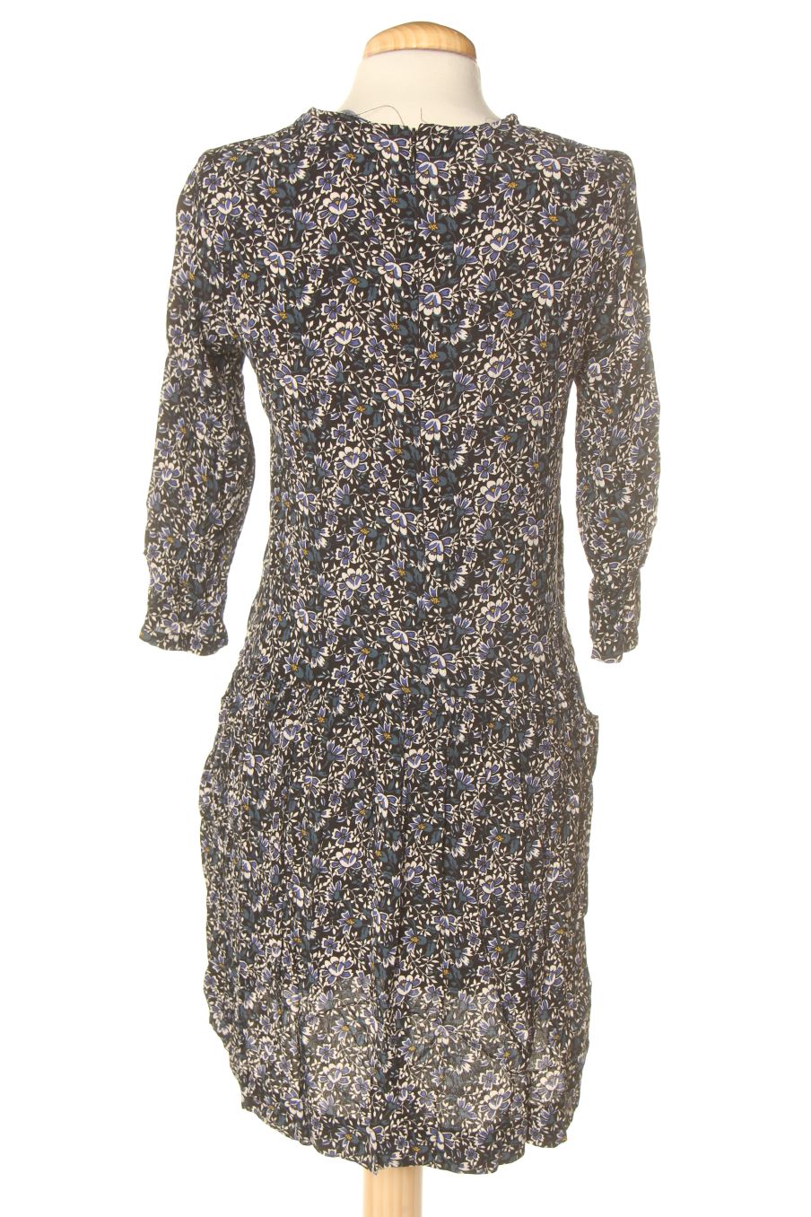 Robe casual Monoprix de la taille 36, de couleur fleurs
