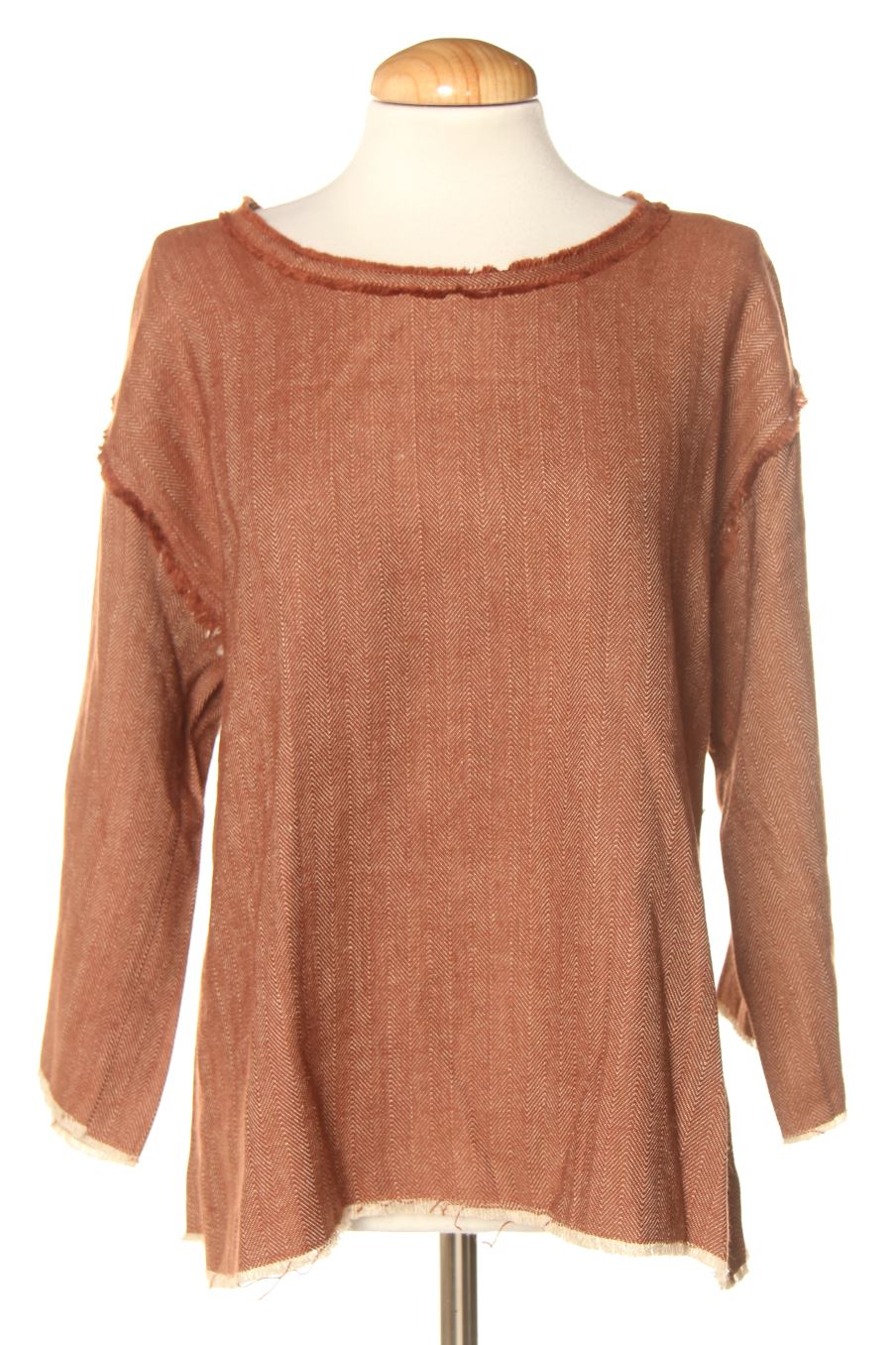 Pull Hakei de la taille S, de couleur marron