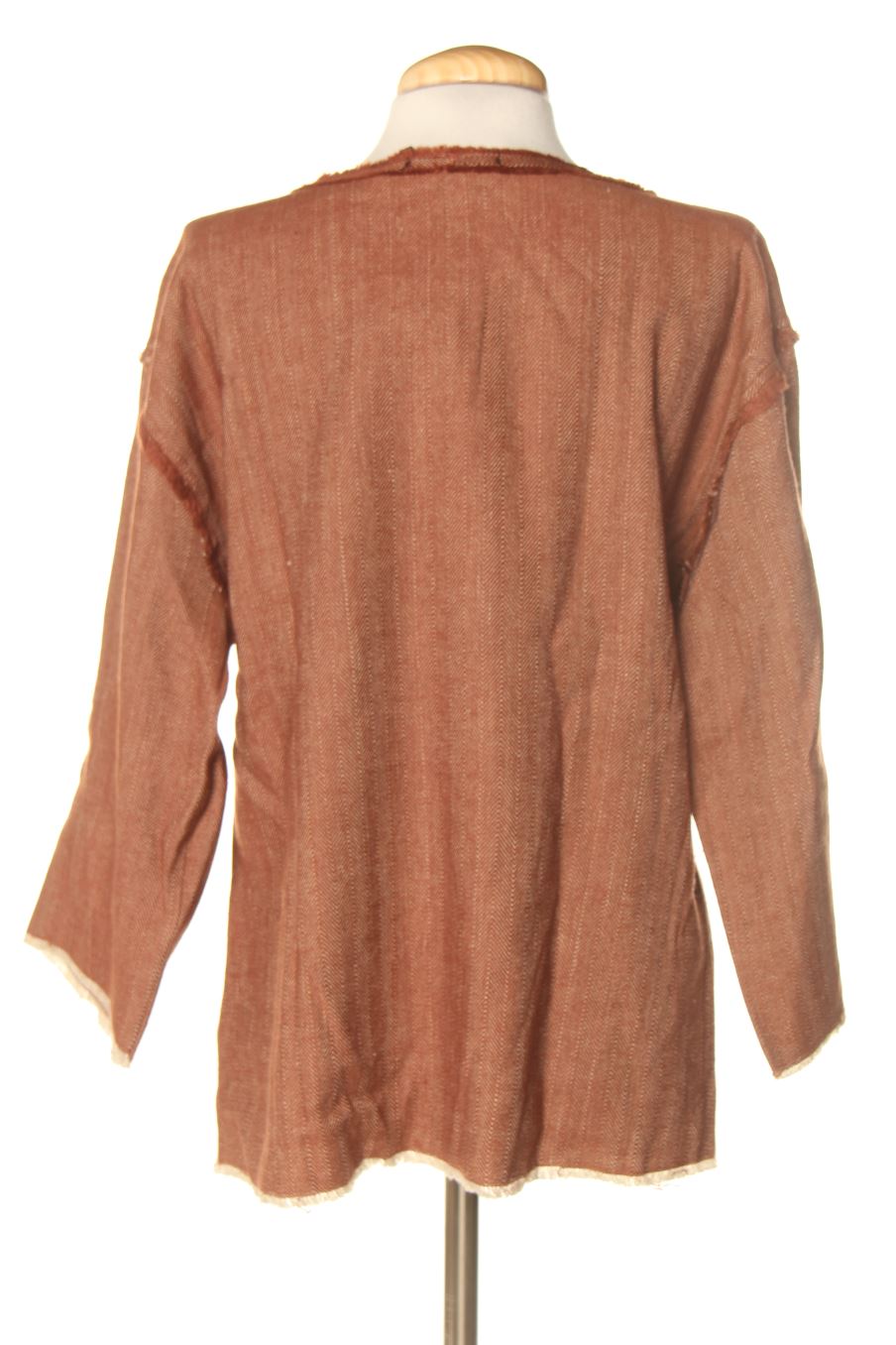 Pull Hakei de la taille S, de couleur marron