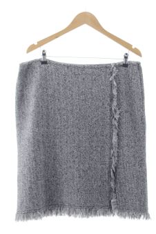 Aufwändiger Rock XL ESCORPION