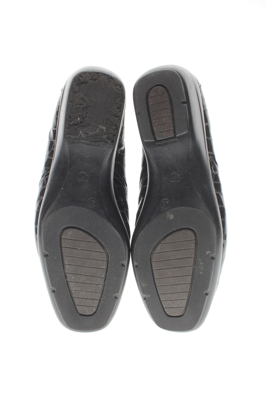 Zapatos planos de DOCTOR CUTILLAS de la talla 41, de color negro de