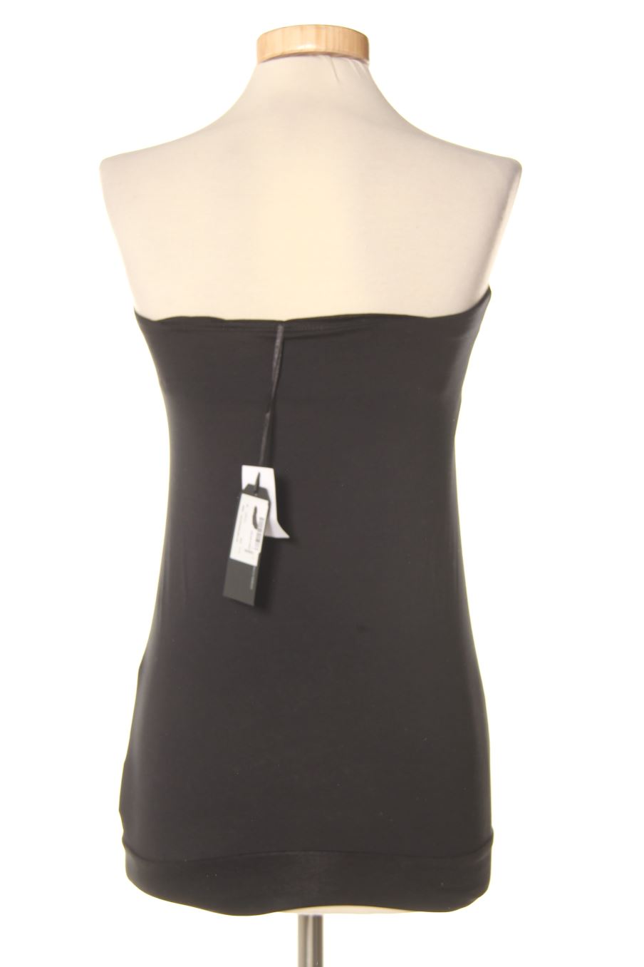 Top Guess de la taille XS, de couleur noir