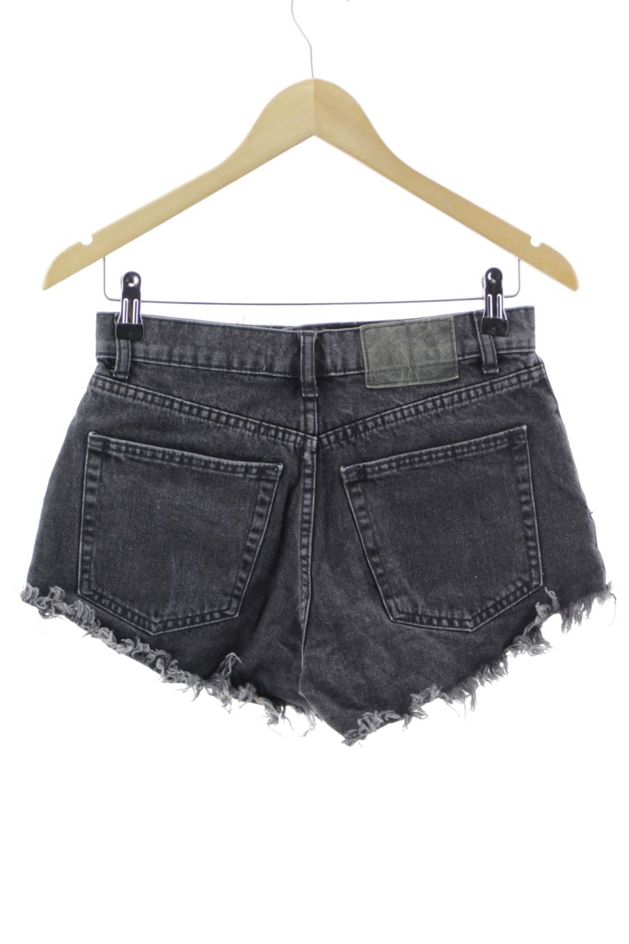 Shorts Pull & Bear de la taille 36, de couleur noir de denim