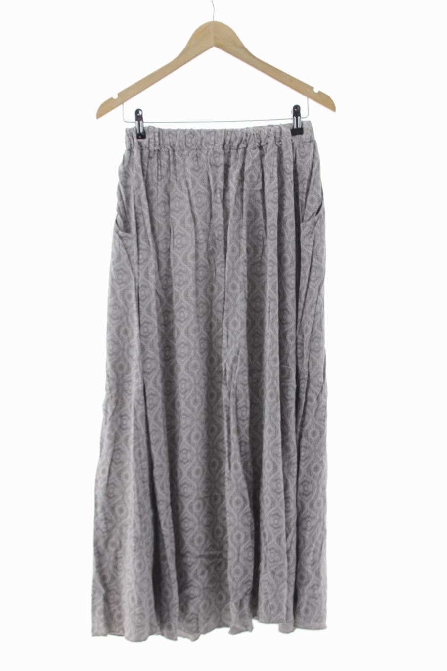 Jupe Mulaya de la taille S, de couleur imprimés