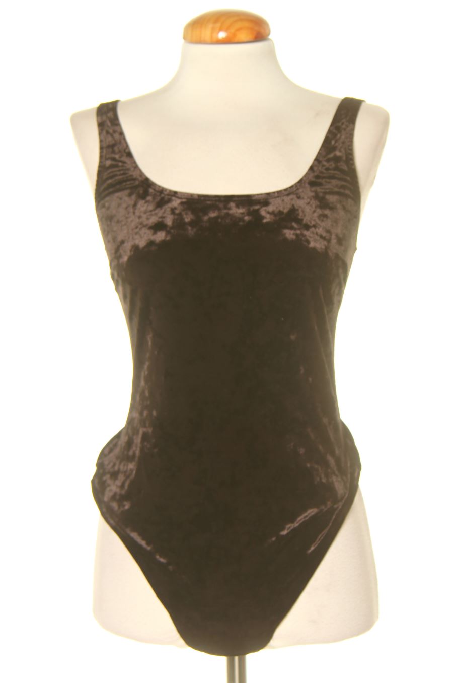 Body & Other Stories de la taille 38, de couleur noir de velours