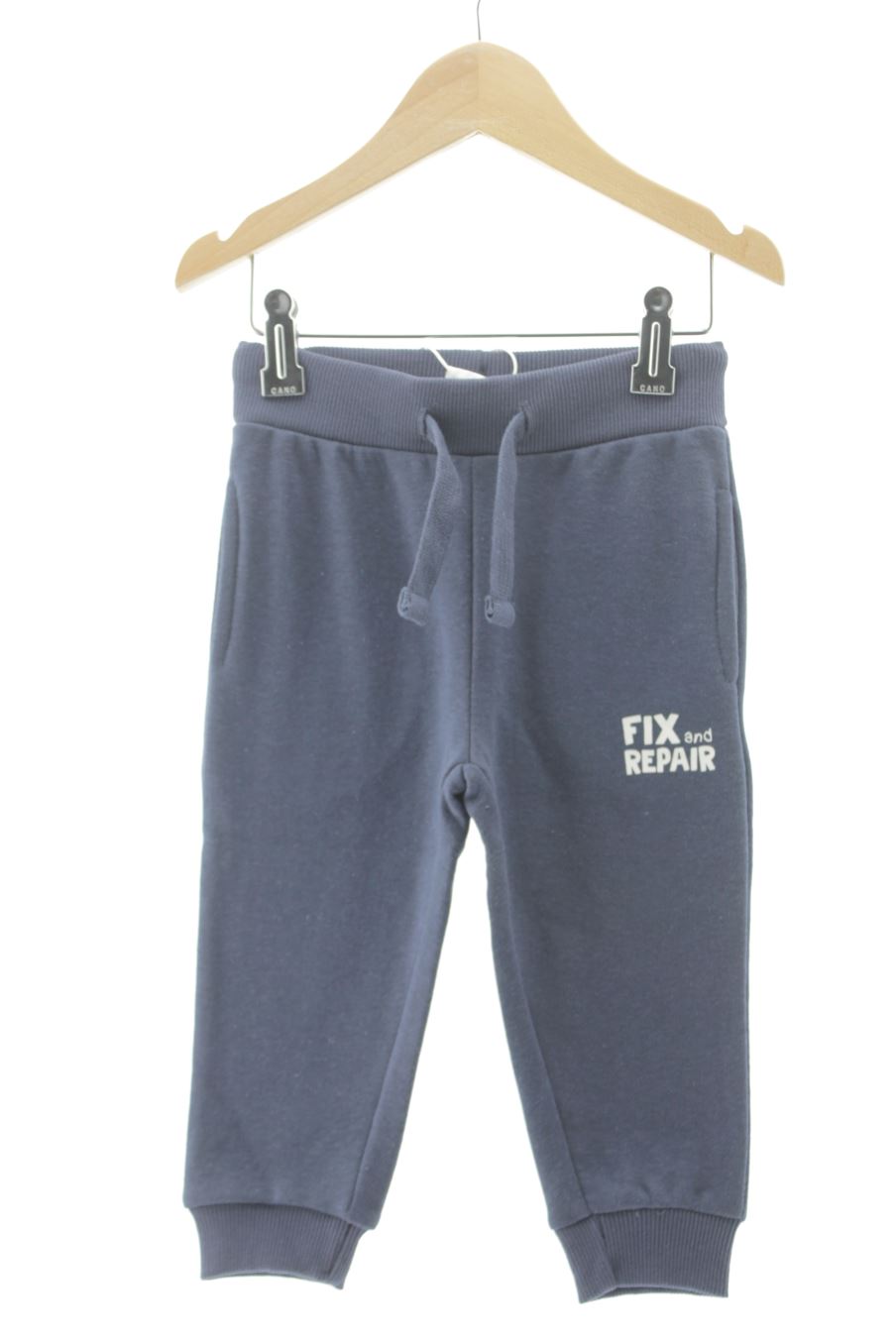 Pantalon Zara de la taille 12 mois avec une étiquette