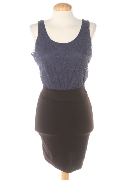 Einfaches Kleid