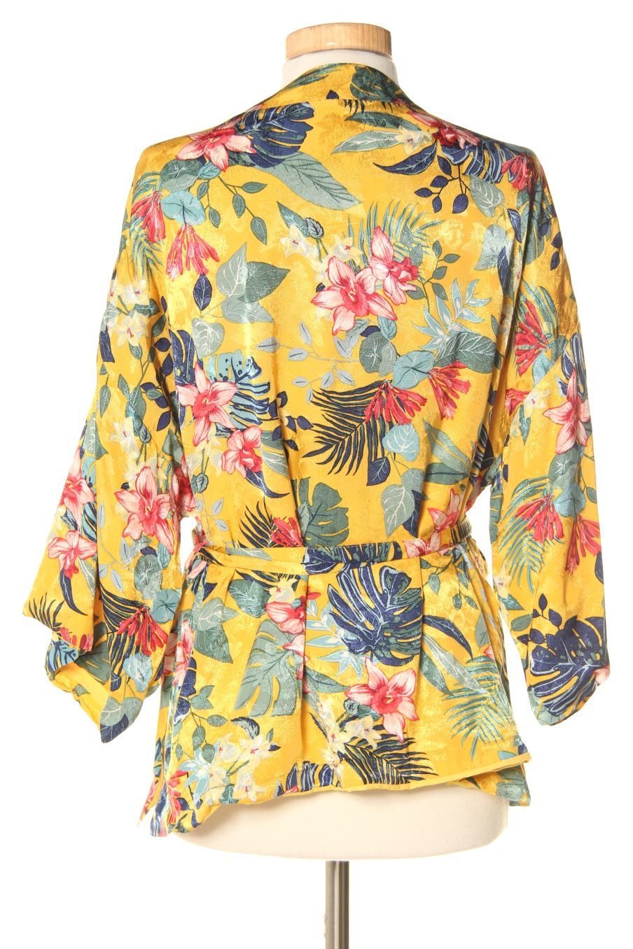 Kimono de Bershka de la talla XS, de color flores