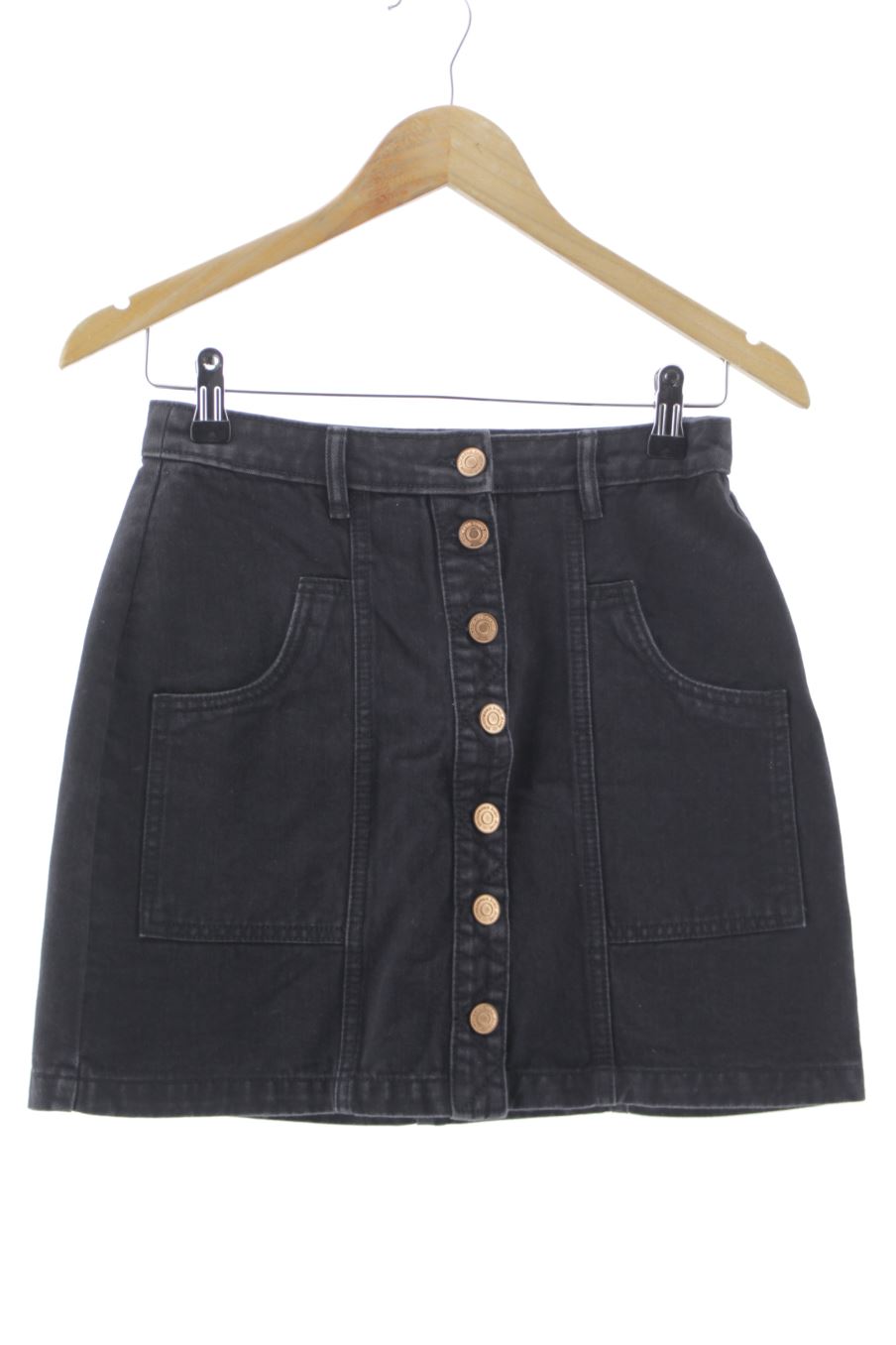 Falda de Stradivarius de la talla 36, de color negro de ropa vaquera