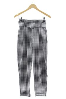 Pantaloni 34 Bershka, foto 1 di 2