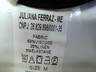 Pantalones cortos de DIVNI Sao Paulo de la talla M, de color negro