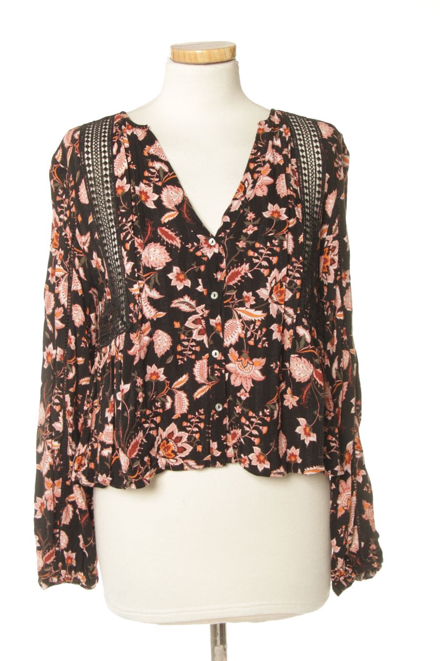 Blusa de manga larga de Stradivarius de la talla S, de color flores
