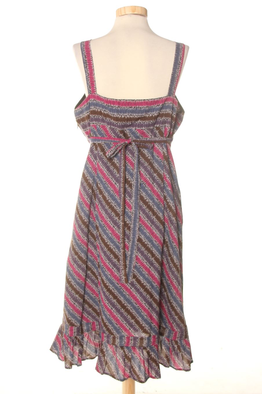 Robe Caroll de la taille 44, de couleur imprimés
