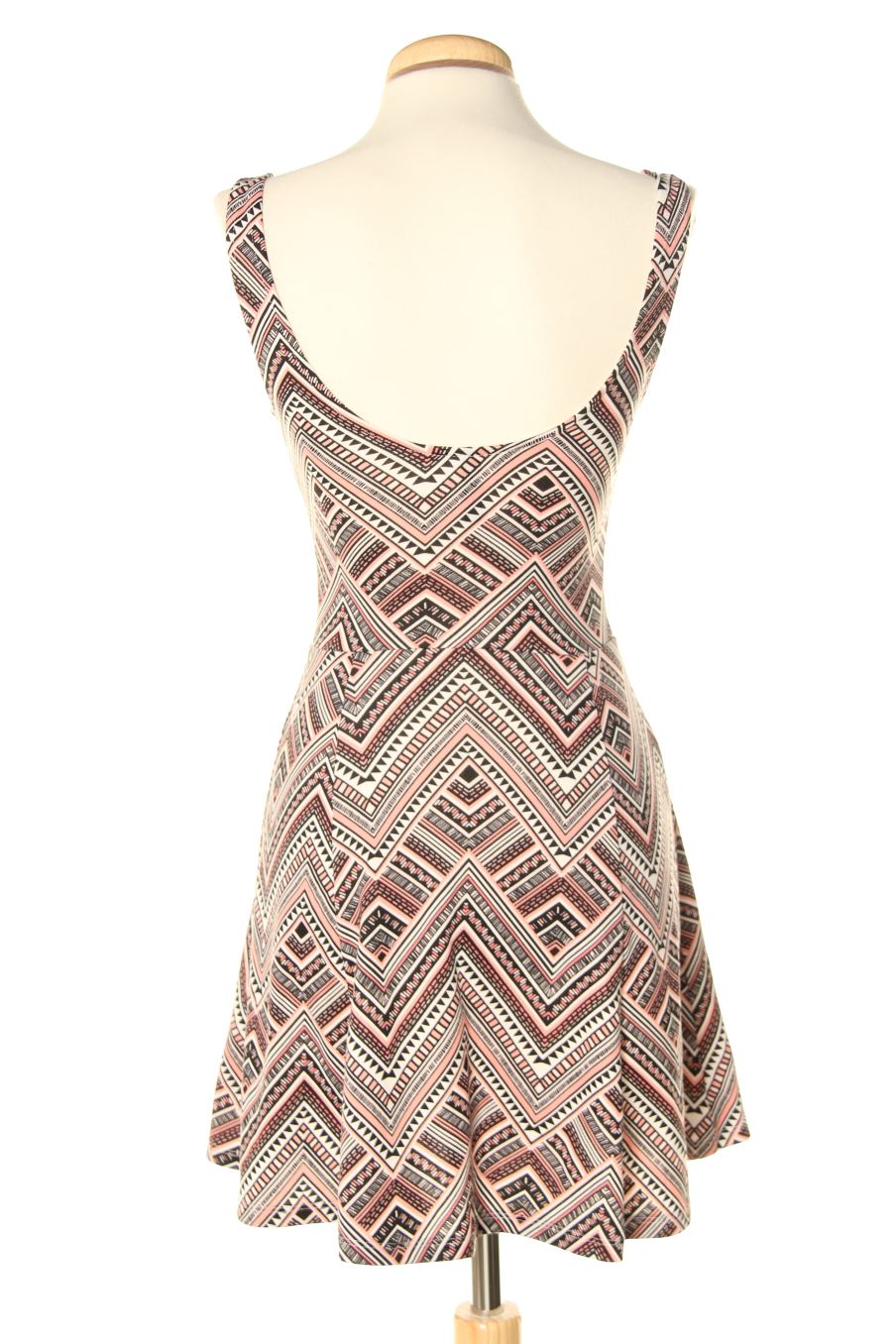 Robe casual H&M de la taille 32, de couleur imprimés