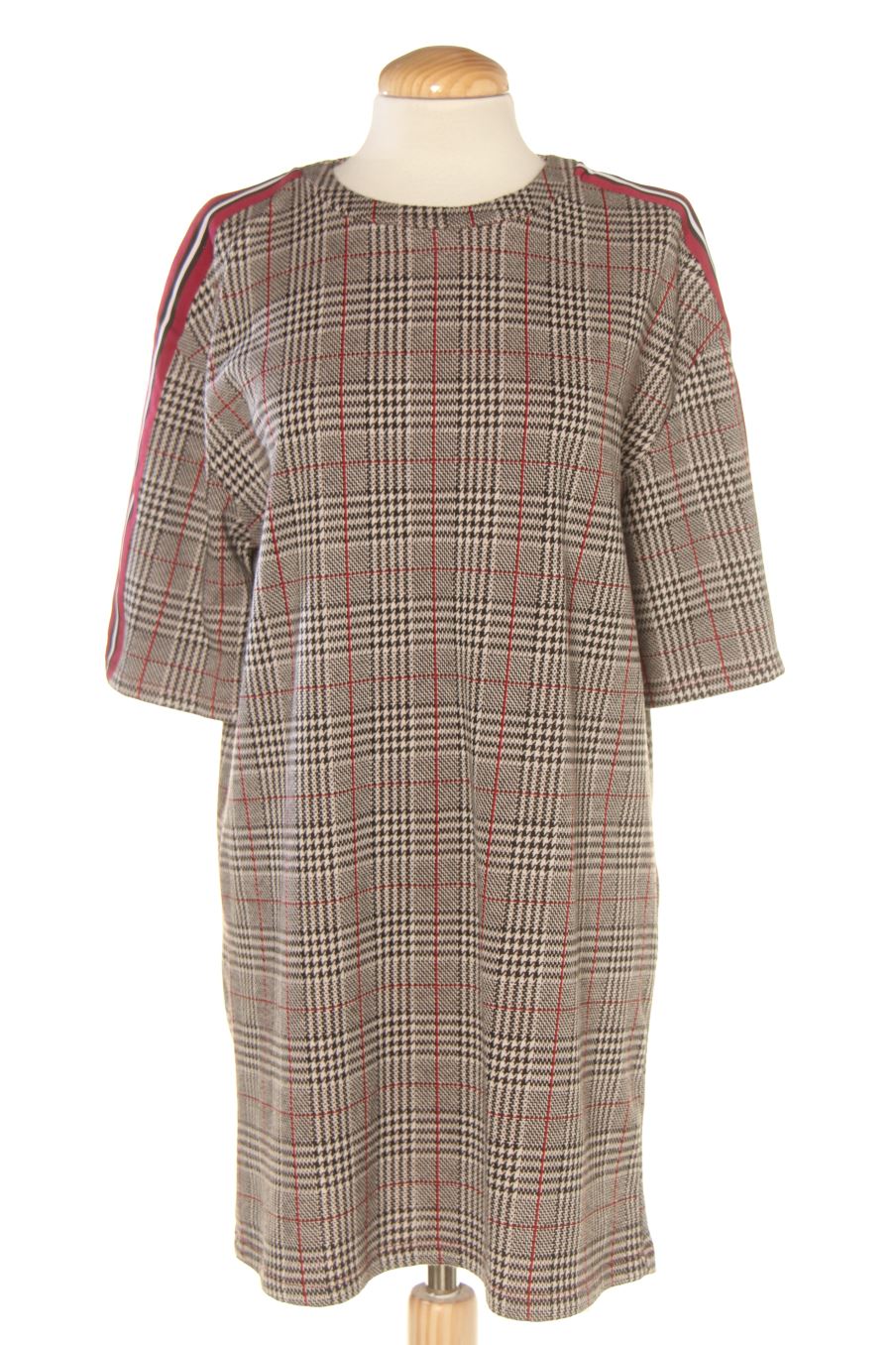 Robe casual Zara de la taille S, de couleur imprimés