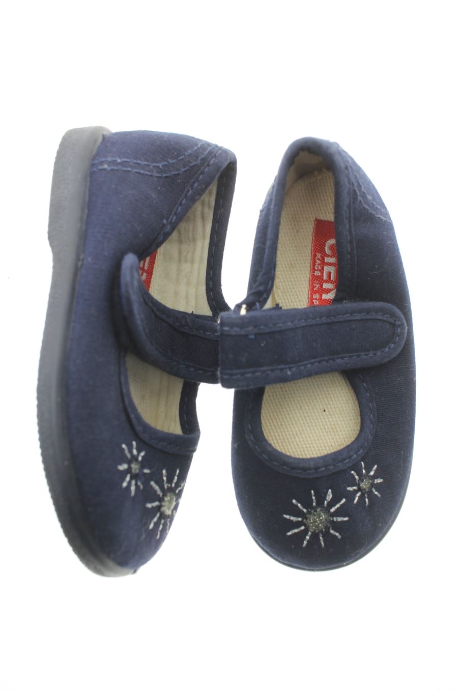 Zapatos de Cienta de la talla 21 con etiqueta