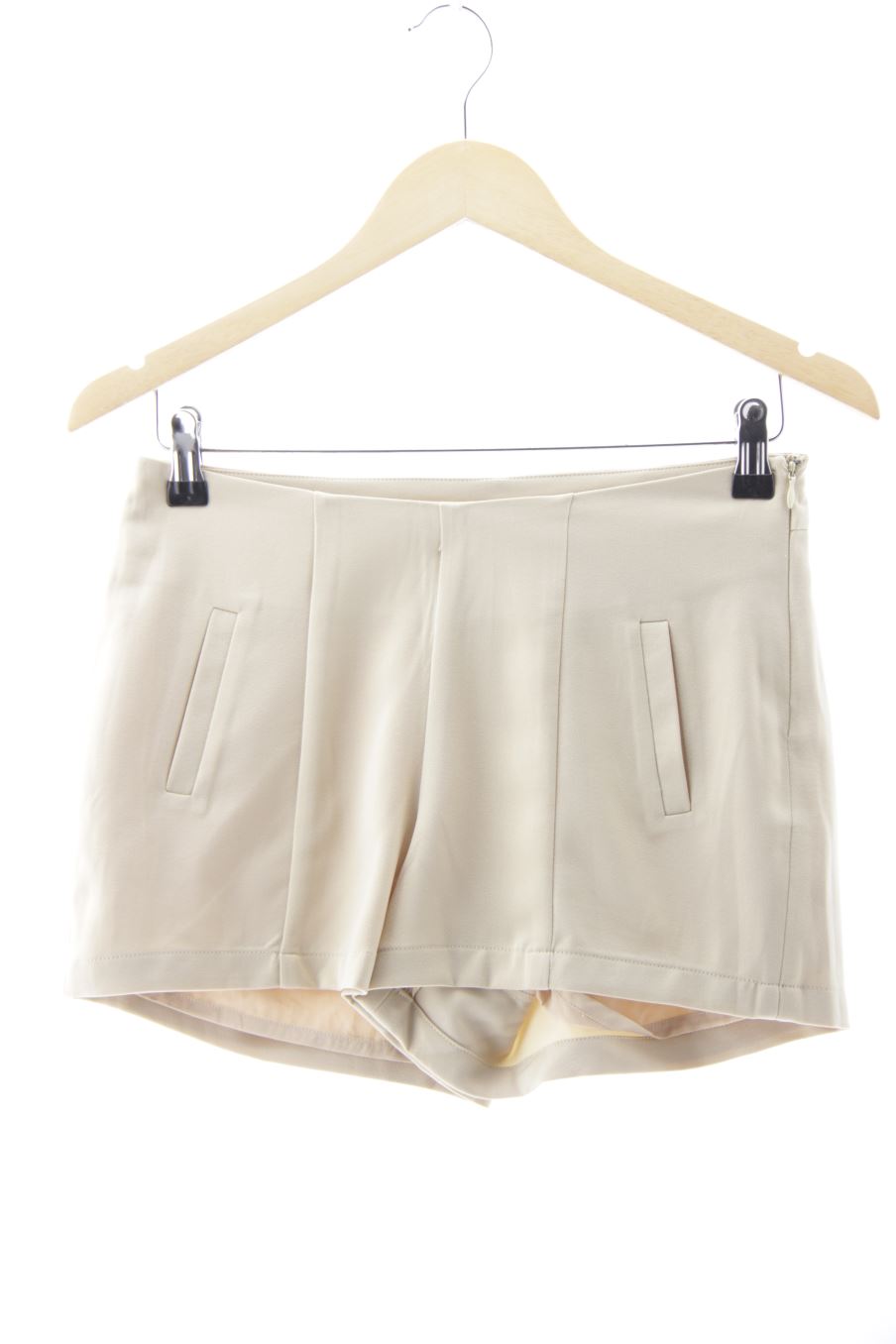 Pantalón corto de Lavand. de la talla XS, de color beige