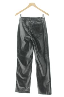 Pantalon 32 Stradivarius