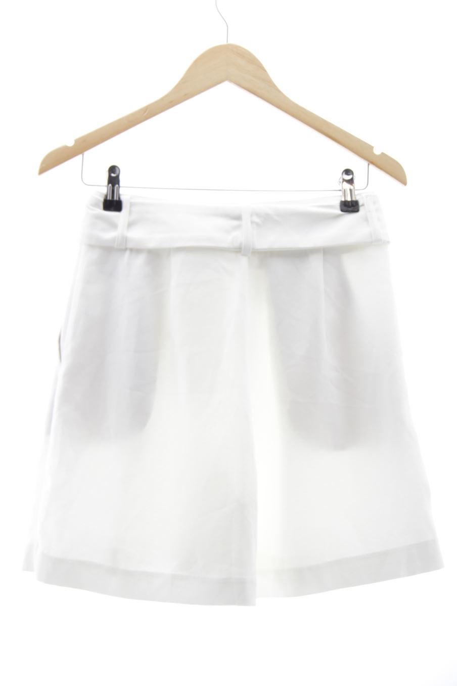 Shorts Stradivarius de la taille 38, de couleur blanc
