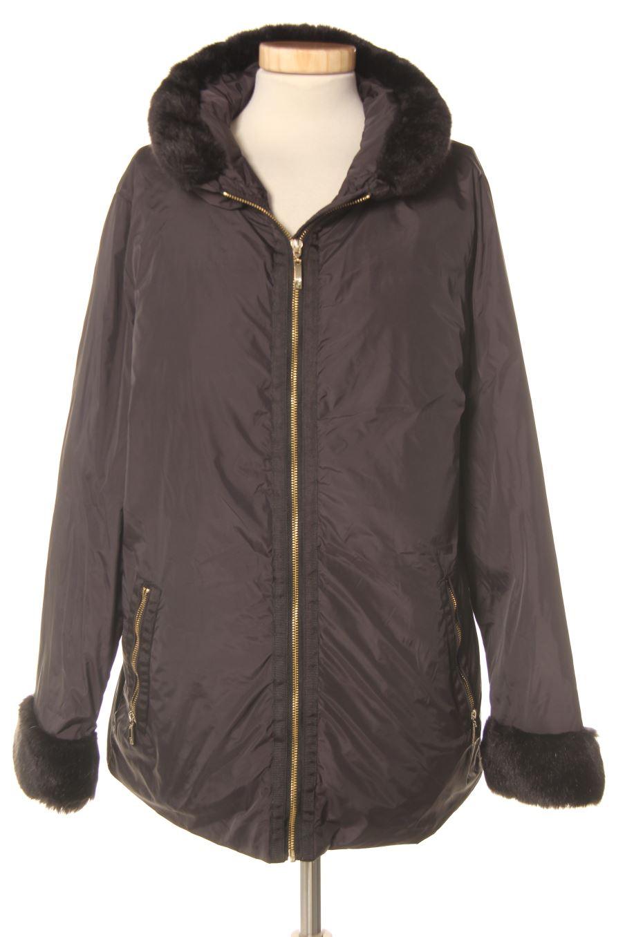 Blouson Yera de la taille 46, de couleur noir