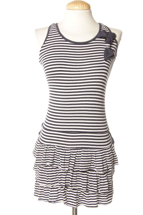 Einfaches Kleid
