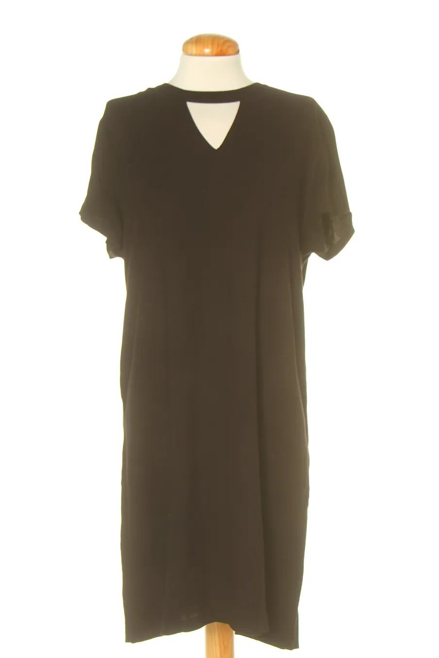 Robe de jour PERCENTIL de la taille M, de couleur noir