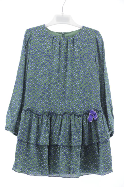 Aufwändiges Kleid